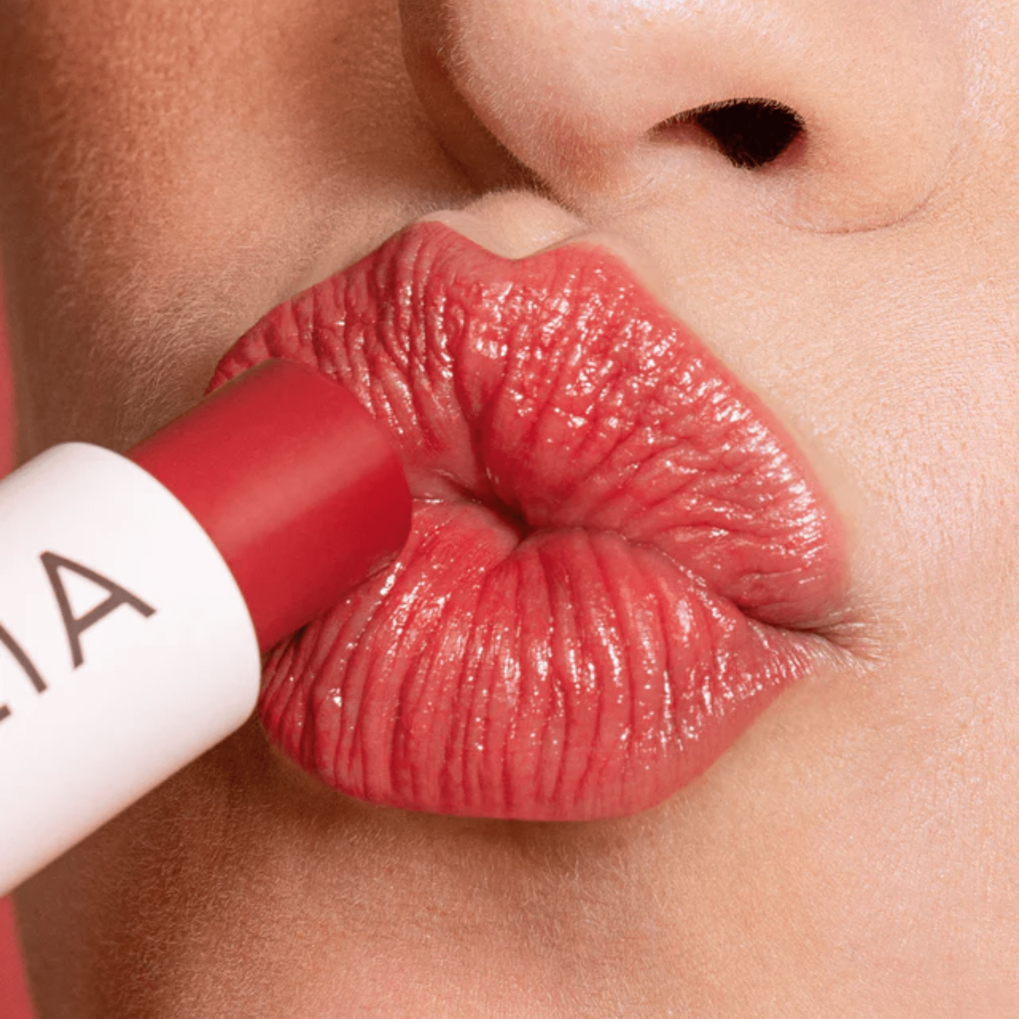 Balmy Tint Hydrating Lip Balm - LACONICUM