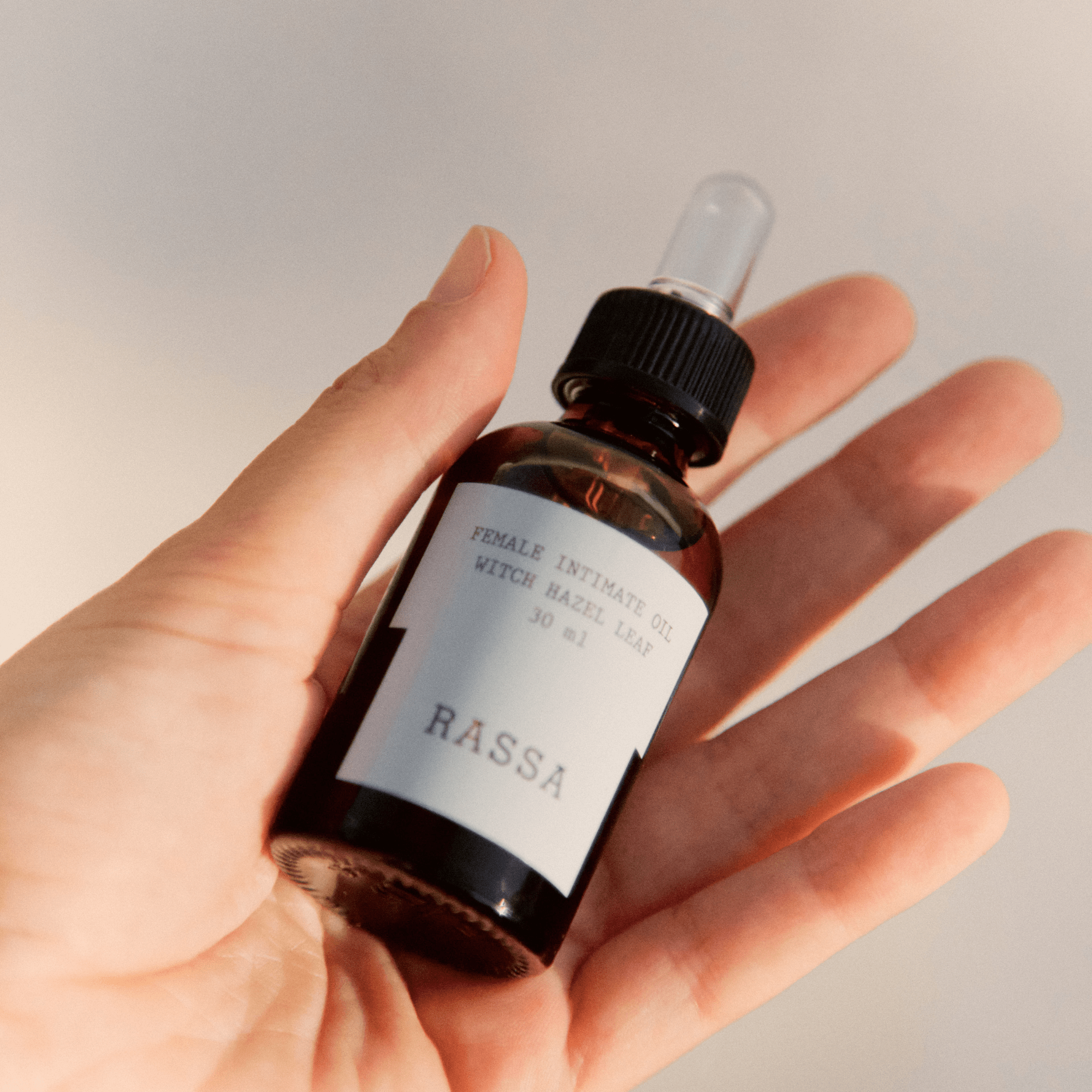 Female Intimate Oil - LACONICUM