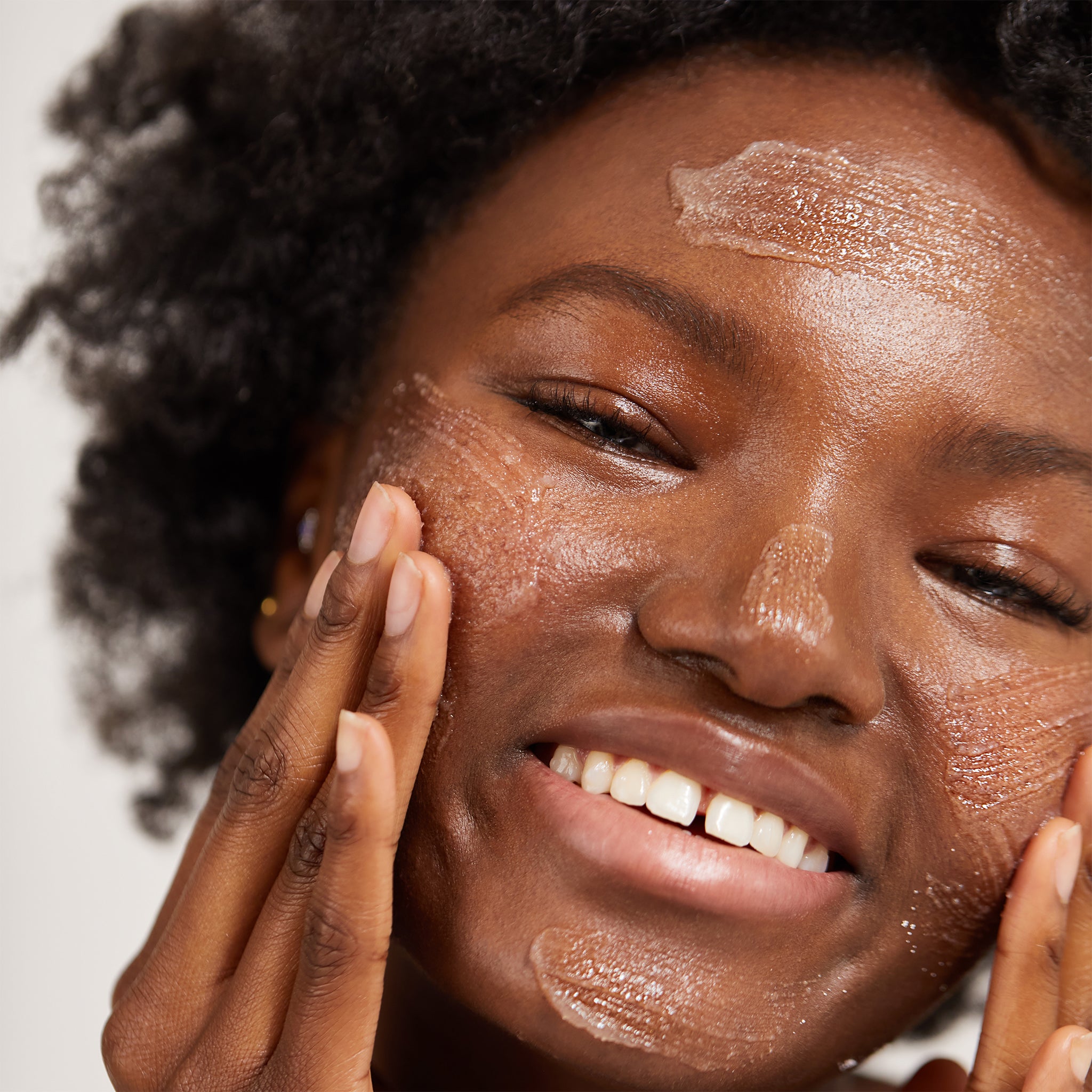 Cloudberry Exfoliating Jelly Cleanser