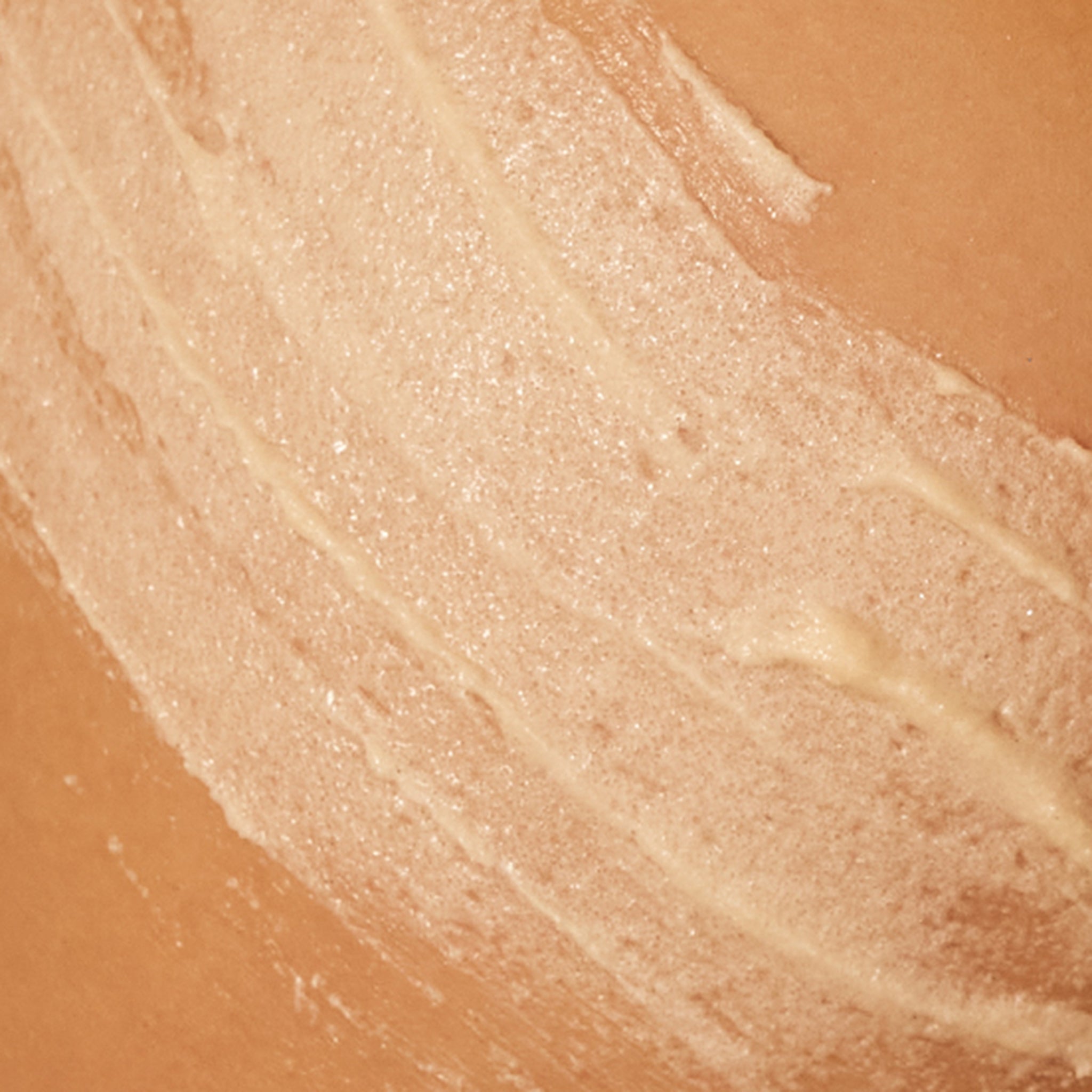 Microderm Instant Glow Body Polish - LACONICUM