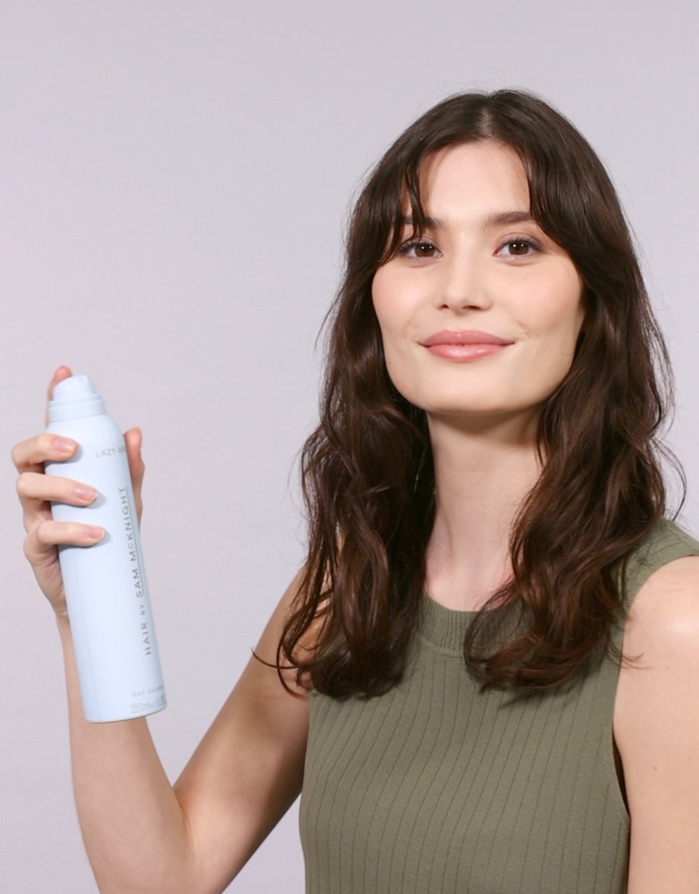 Seis usos del champú seco que hemos probado - LACONICUM