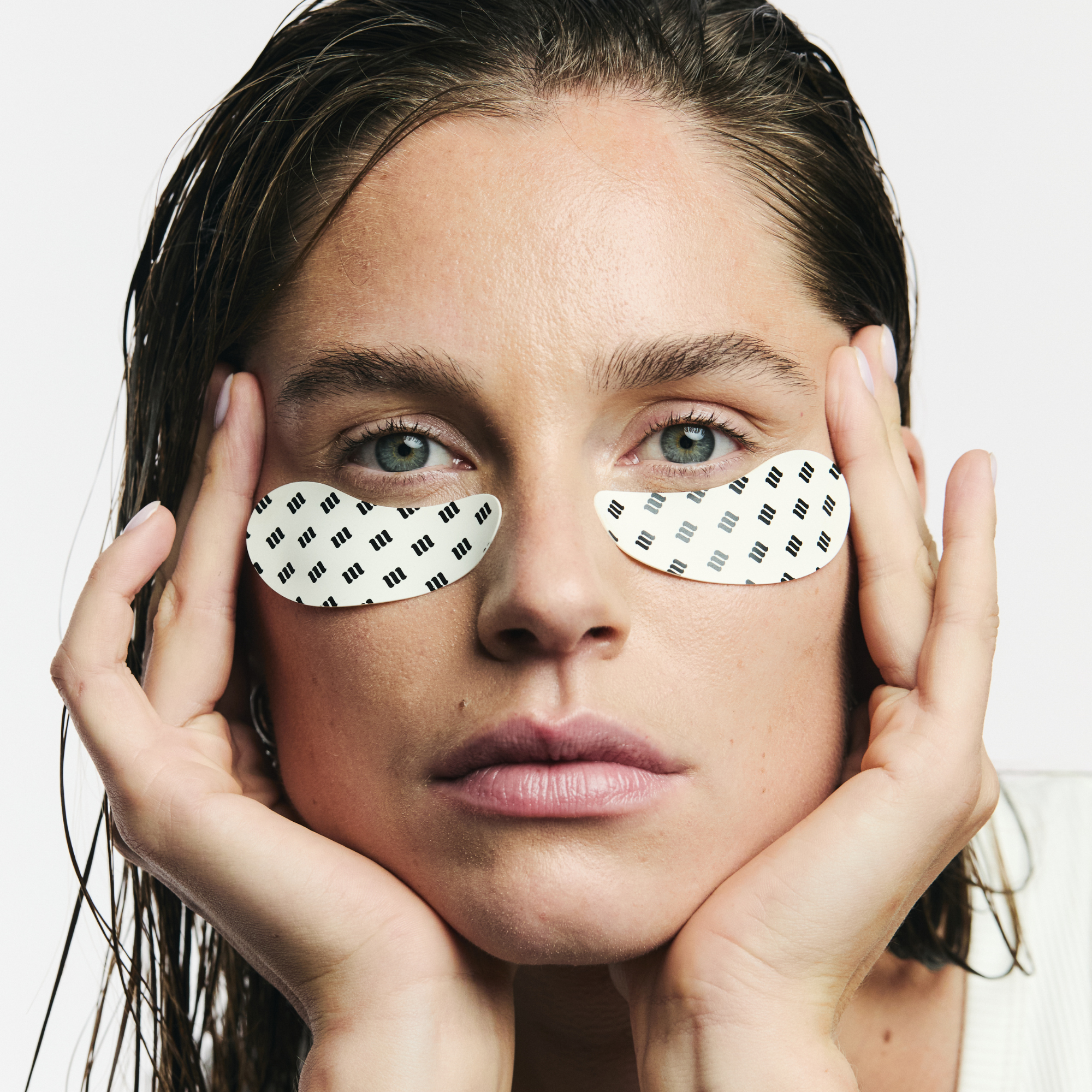 Reusable eye patches