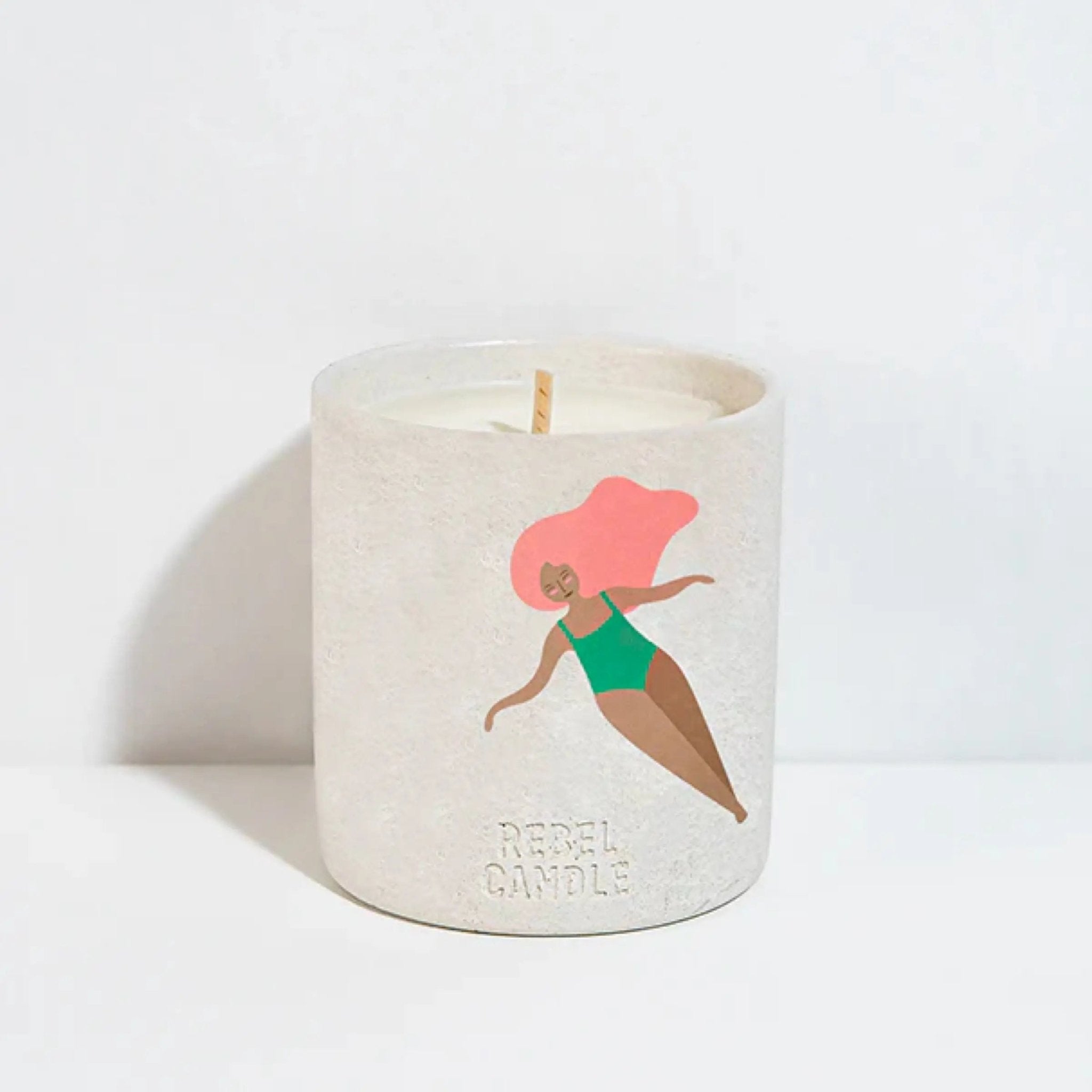 À Contre Courant - LACONICUM