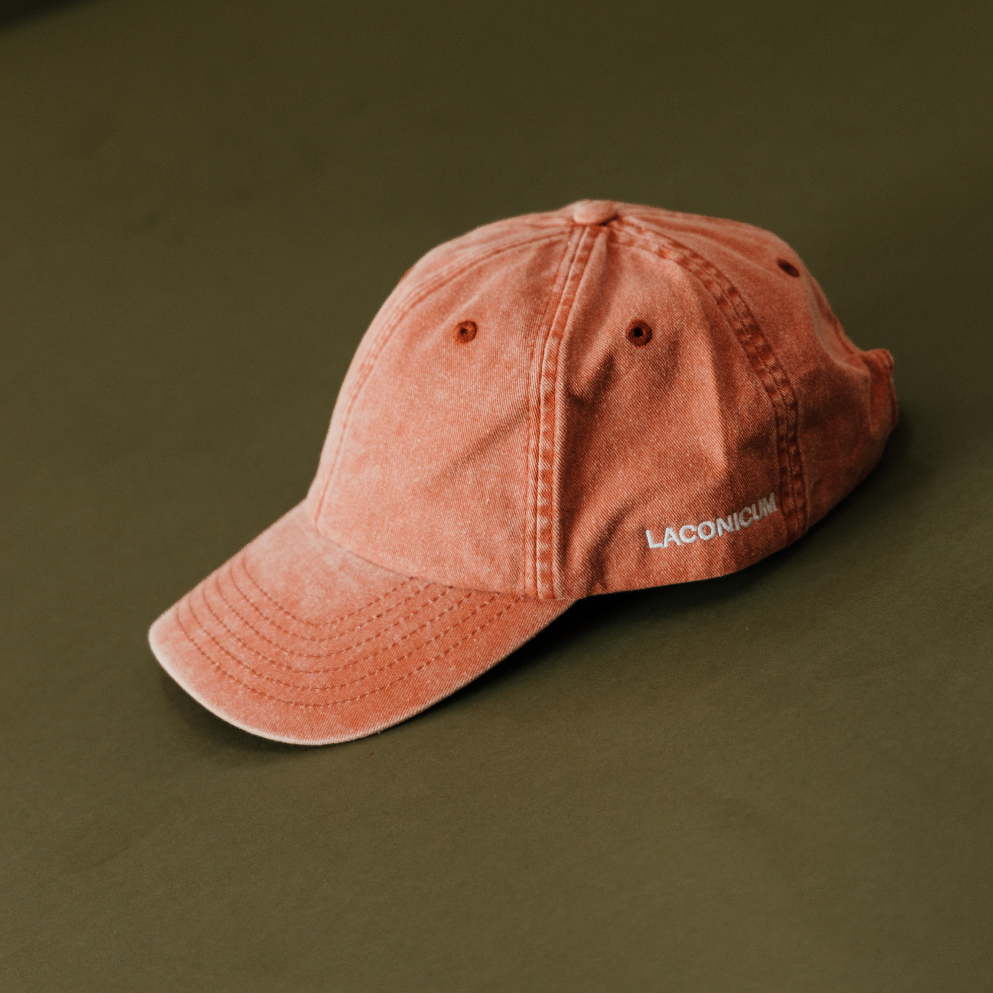 Gorra Laconicum