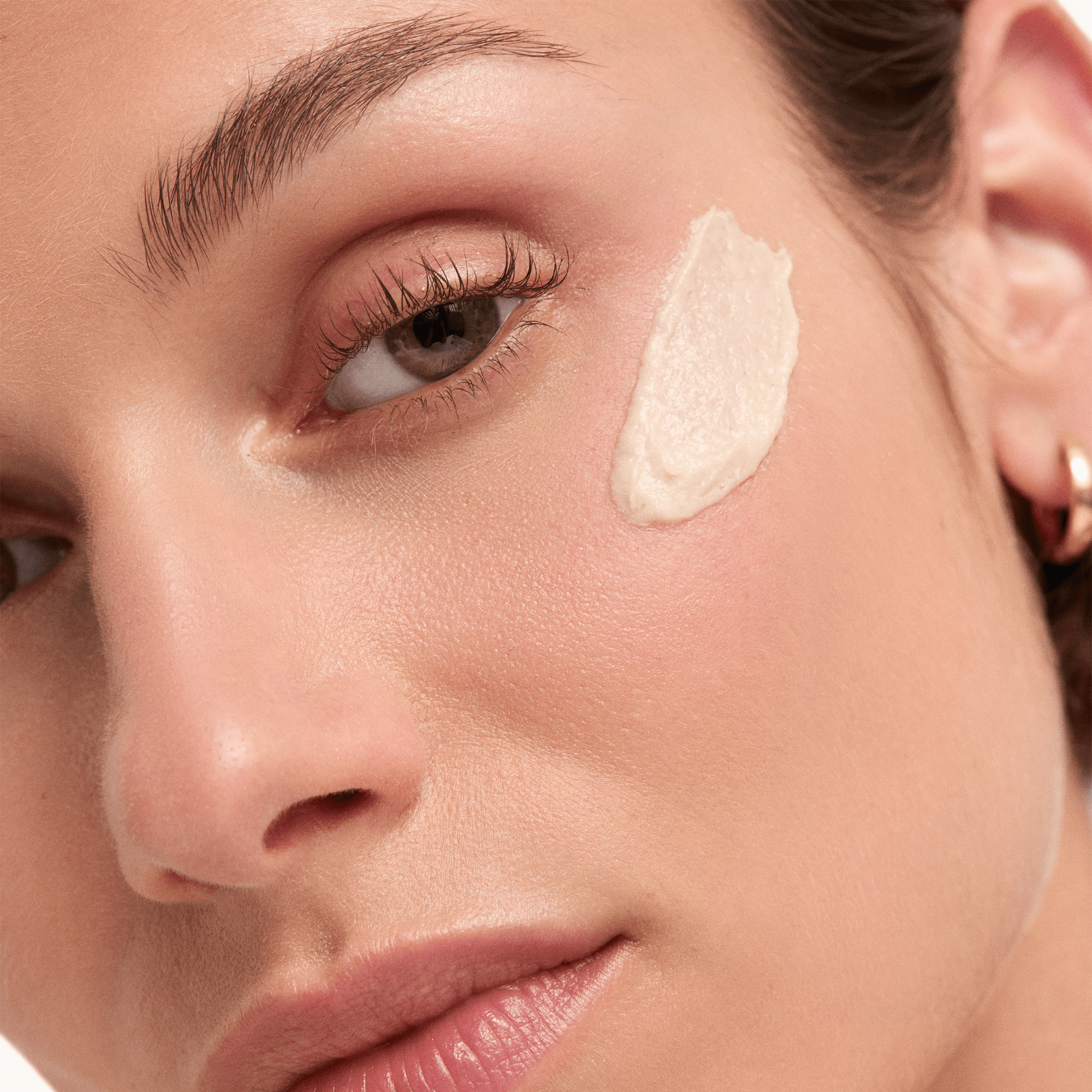 Microderm Instant Glow Exfoliator - LACONICUM