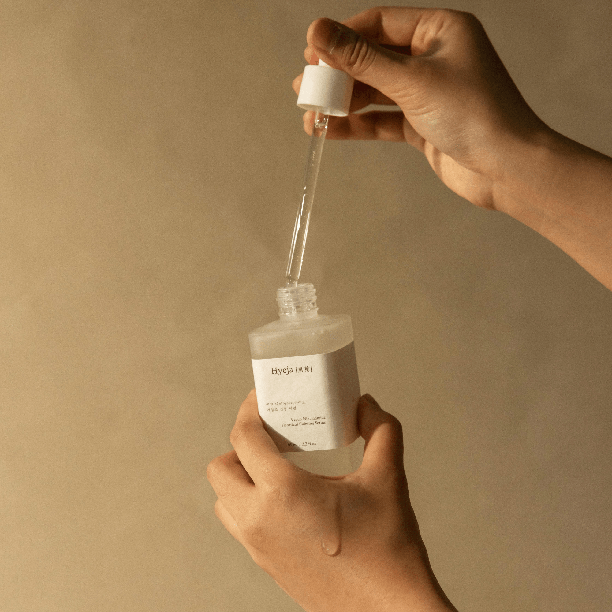 Vegan Niacinamide Heartleaf Calming Serum - LACONICUM